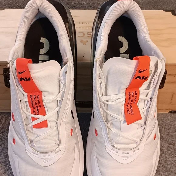 Nike Women's Air Max Up, Size 11.5 - Picture 4 of 10